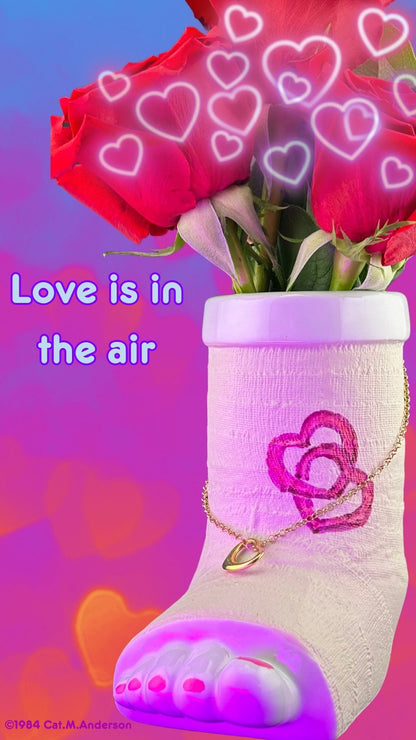 Wish your loved one Break a Leg this Valentine's Day with the break a leg mug and vase.  Great gift for an actor or someone recovering from a foot injury.